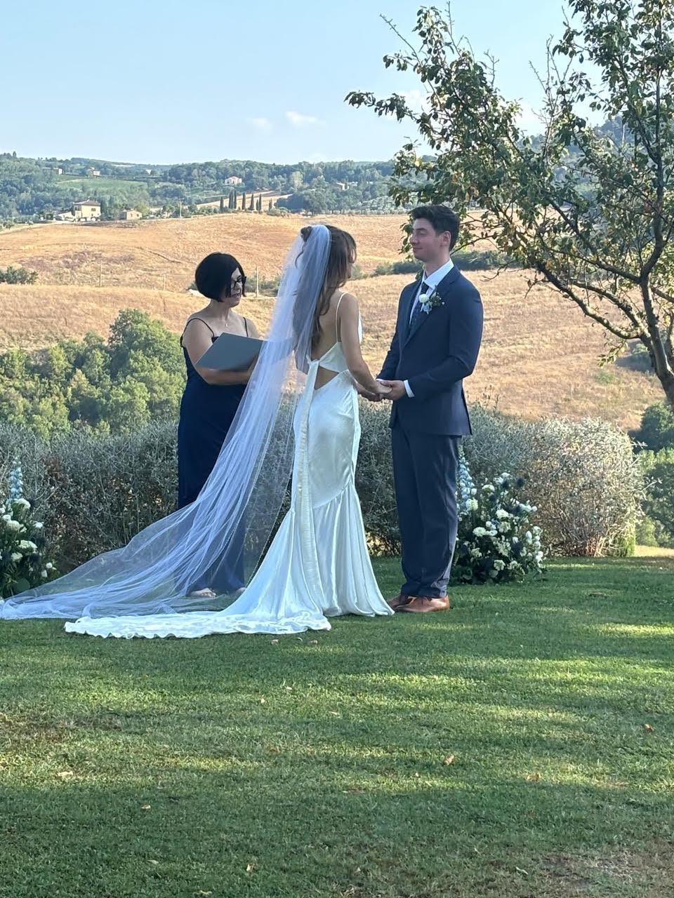 Gallery Image with either just mary,or mary and many happy couples